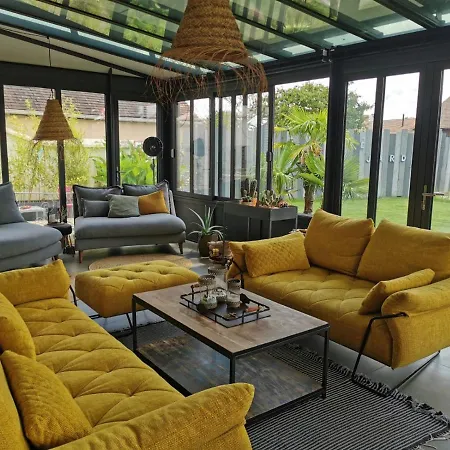 Double Dans Avec Piscine Salle De Bains Privee